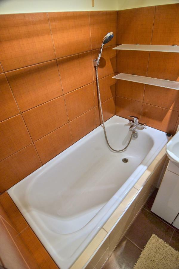 Sloneczny Apartament Grzybowska Warschau Exterior foto